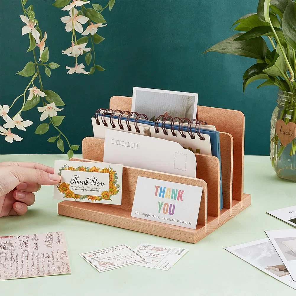 PH PandaHall Présentoir de Cartes de Visite en Bois Organiseur de Cartes de Visite à 4 niveau Présentoir de Cartes Porte Brochures et Cartes Postales pour Bureau Magasin Salons Professionnels