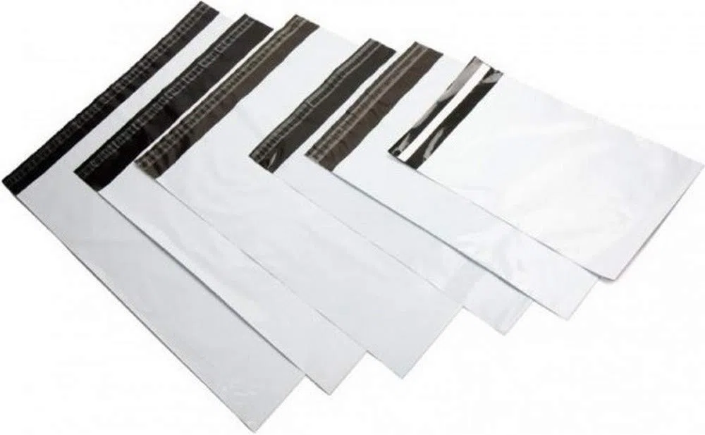 Lot de 100 pièces Sacs d'expédition plastique Enveloppes postales Couleur blanc + noir (25 * 35cm)